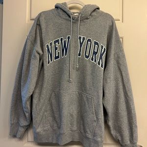 Brandy Melville Heather Gray New York Christy Hoodie